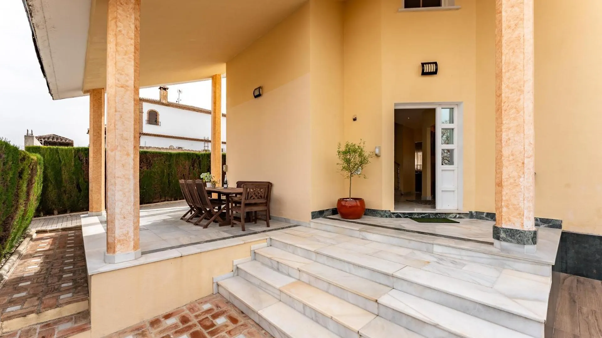 Malagasuite Villa פואנטה דה פיידרה ספרד